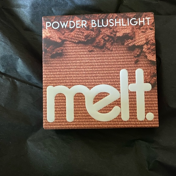Melt Cosmetics Powder Blushlight in Lynx - Picture 2 of 2